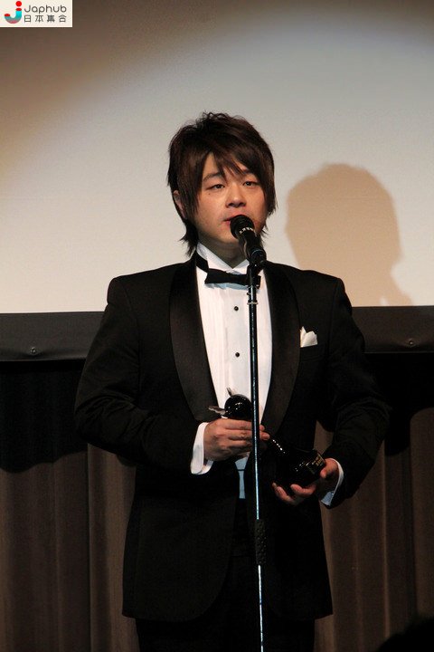 第10屆聲優大賞得主正式出爐 松岡禎丞 水瀨祈分別獲得了最佳聲優獎呢 日本嘻哈狗hehehahagogo Com