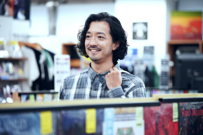 金子信昭拍片遇可怕巨響,嚇到彈起來要求換房...開窗卻不見人影! Japhub - 日本集合